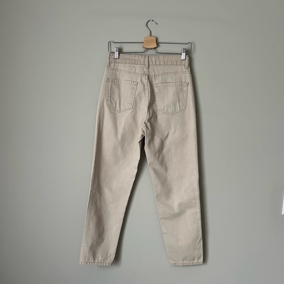 NWOT {Fabric 17} Stone Beige Mom Jeans - Picture 4 of 4
